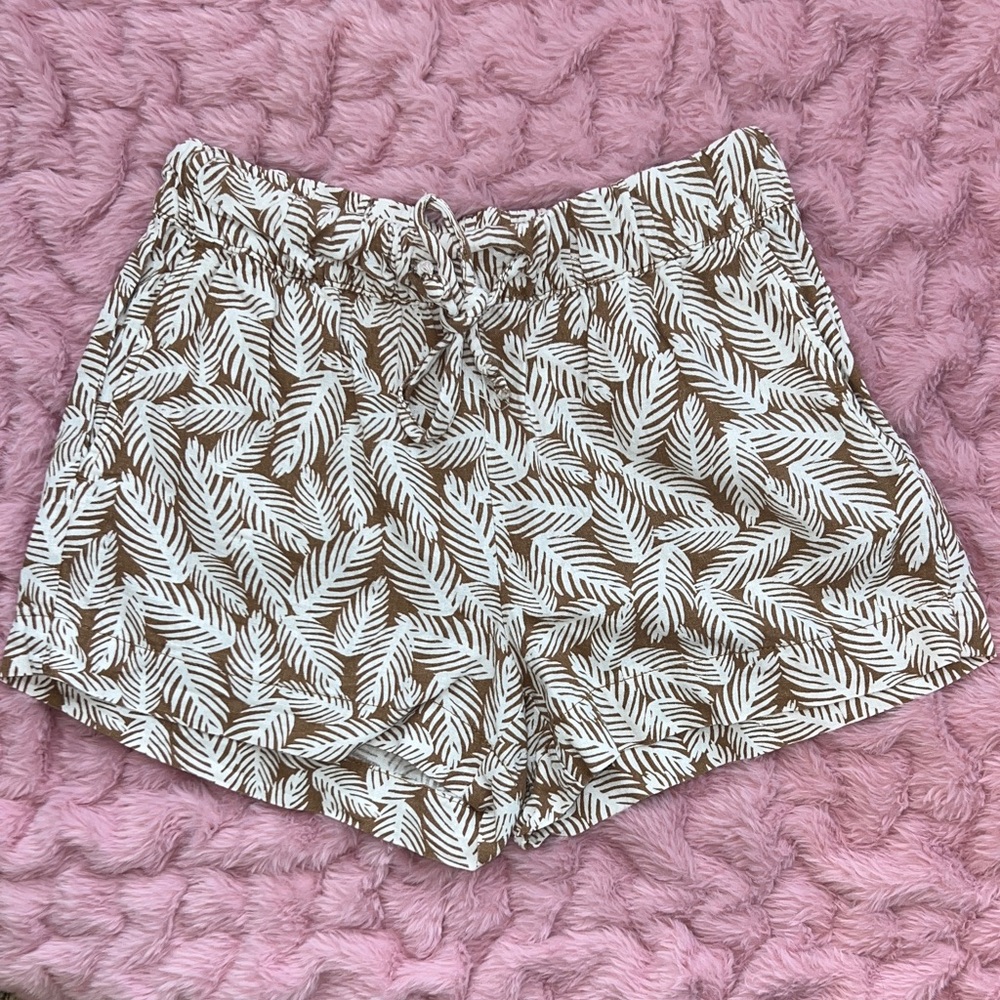 dip High Waist Brown and White Patterned Shorts